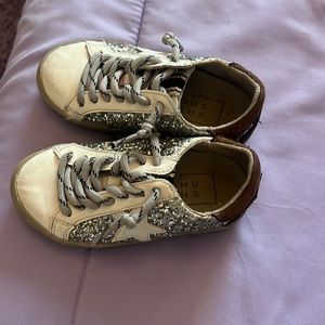 She shop sneaker cute sz 7